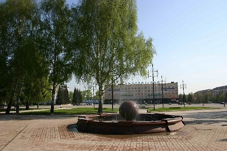 Площадь Октября фонтан